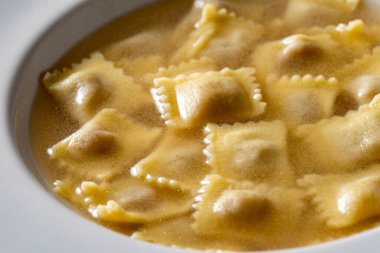 Yiyecekler. Lezzetli ravioli yakın çekim