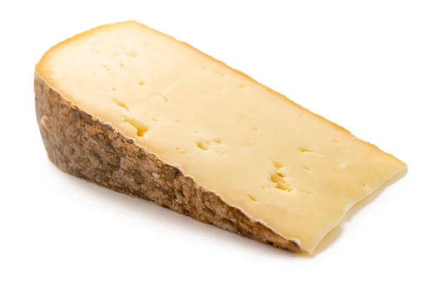 おいしいイタリアの農家のチーズのスライス牛のミルク — ストック写真