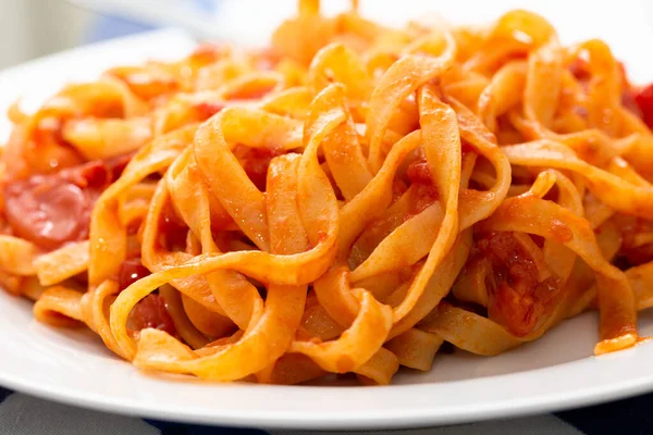 Eten Close Van Heerlijke Italiaanse Pasta — Stockfoto