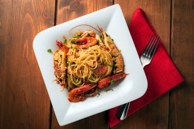 Yiyecekler. Lezzetli makarna yakın çekim 