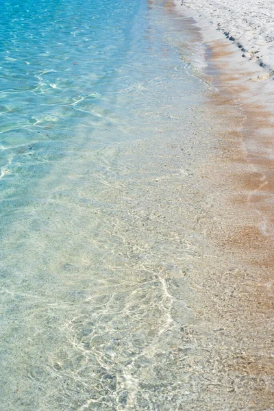 Красивая Морская Вода Волнами Пляже — стоковое фото