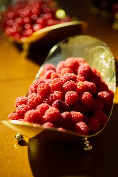 Fruit Red Ripe Raspberries Lying Dish Table Decoration Ecological Products — Stock fotografie