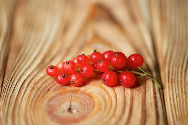 Red Currant Berries Lie Wooden Surface Table Fruits Berries Summer — Stok fotoğraf