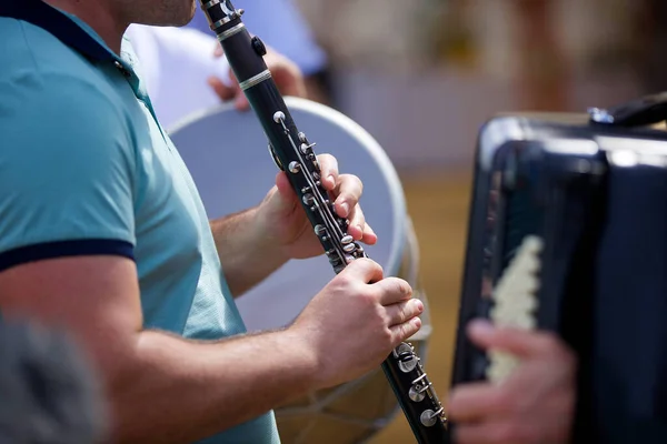 Instrumento Musical Flauta Manos Músico Masculino Concepto Cultura Arte — Foto de Stock
