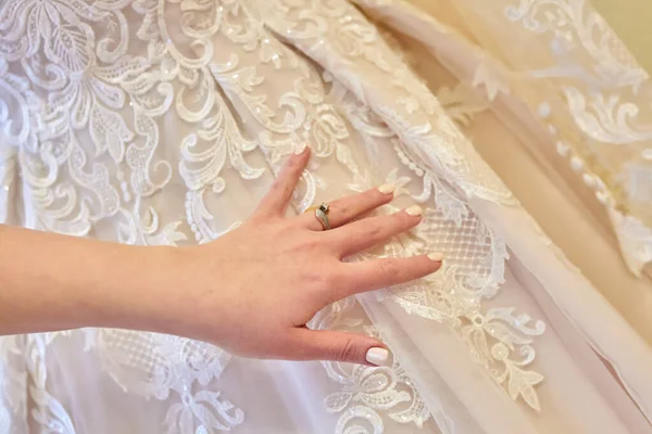 Elegant Female Hands Bride White Dress — Stock Photo, Image