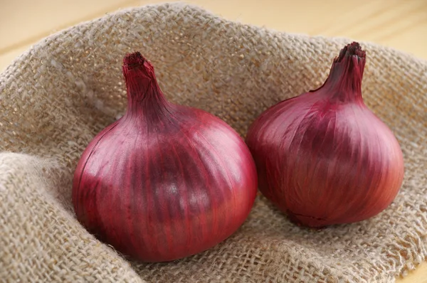 Red onions — Stock Photo, Image