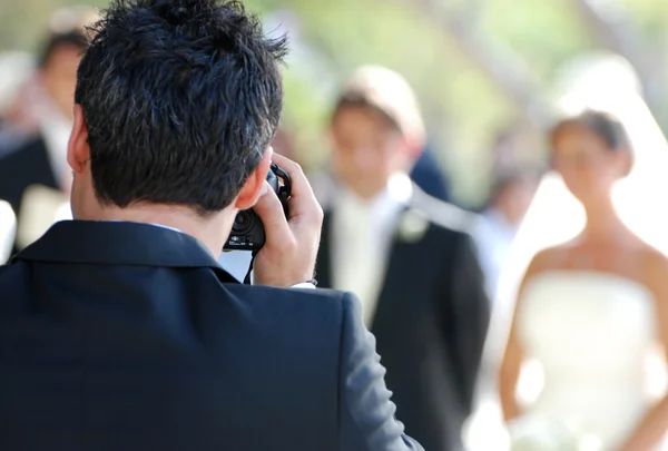 Fotógrafo de casamento — Fotografia de Stock