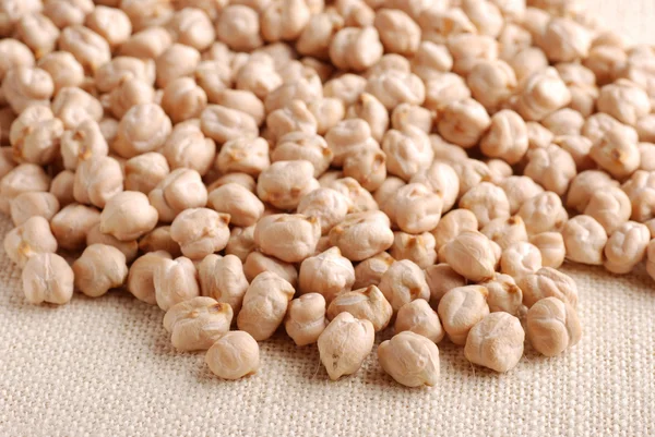 Dried chickpeas — Stock Photo, Image