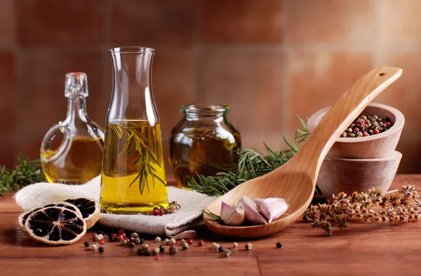 Olivenöl aromatisiert lizenzfreie Stockbilder