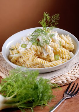 ricotta ve rezene ile makarna