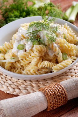 ricotta ve rezene ile makarna