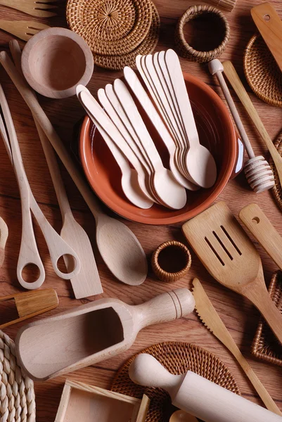 Utensílios de cozinha de madeira — Fotografia de Stock