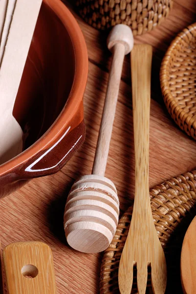 Utensílios de cozinha de madeira — Fotografia de Stock