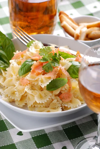 Pasta with salmon — Stock Photo, Image