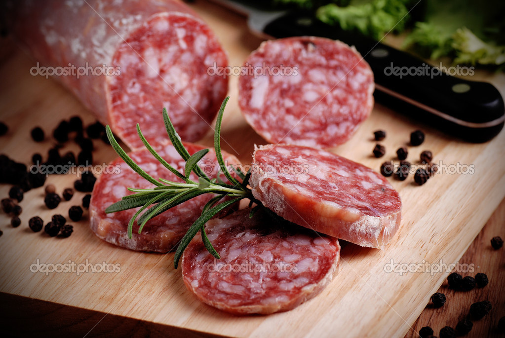 salami italiano — Foto de stock © al1962 30153547 salami italiano — Foto de stock © al1962 30153547