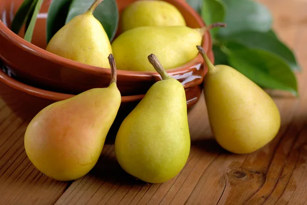 Pears on the table — Stock Photo, Image