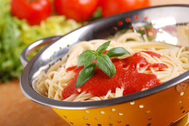 Domates soslu spagetti.