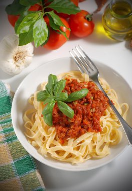 Et soslu tagliatelle