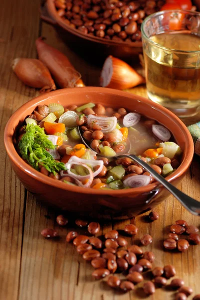 Sopa de feijão na tigela — Fotografia de Stock