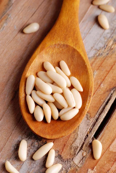 Shelled pine nuts — Stock Photo, Image