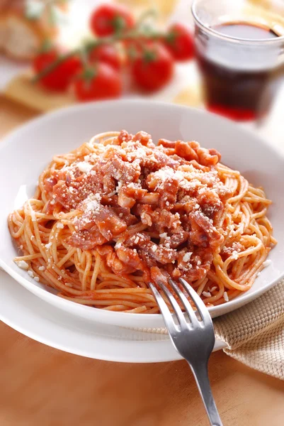 Spaghetti Amatriciana in the white plate — Stock Photo, Image