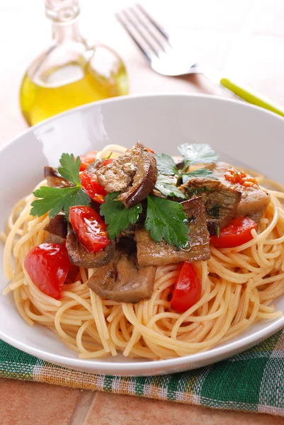 Pasta with eggplant — Stock Photo, Image