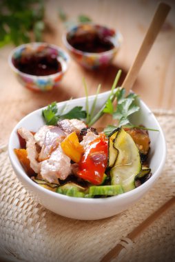 Tatlı ve Ekşi Domuz