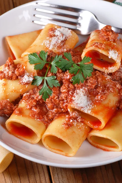 Paccheri napolitanos com molho de carne — Fotografia de Stock