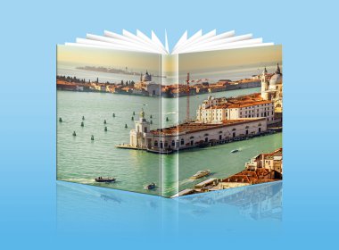 açık bir kitap resmi - Körfez, Venedik, İtalya