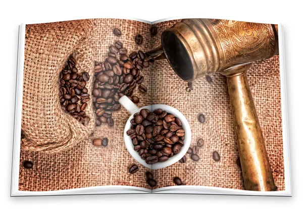 Розкритої книги з зображенням Арабська мідні турки, Кубок та розпорошені кавових зерен — стокове фото