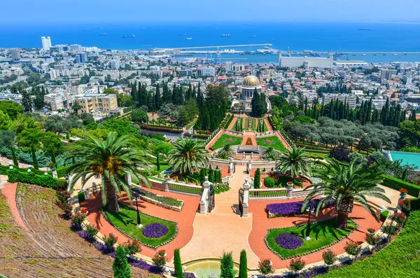 En vacker bild av de bahai trädgårdarna i haifa israel. — Stockfoto