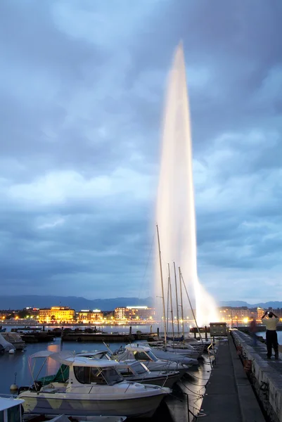 Вода из Женевы — стоковое фото