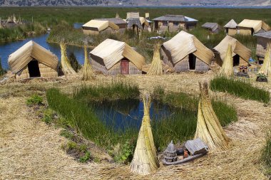 Uros Adası