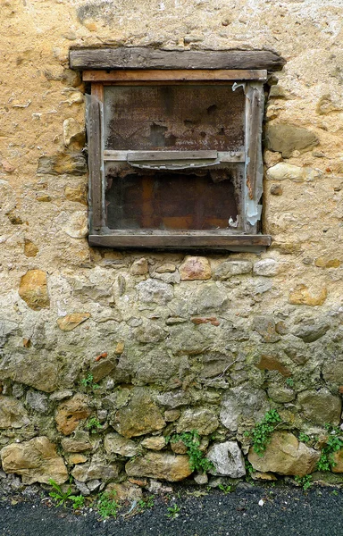 Parede de uma casa rural na Espanha — Fotografia de Stock