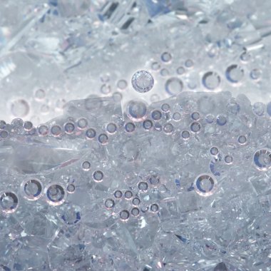 Elmas su kabarcıkları