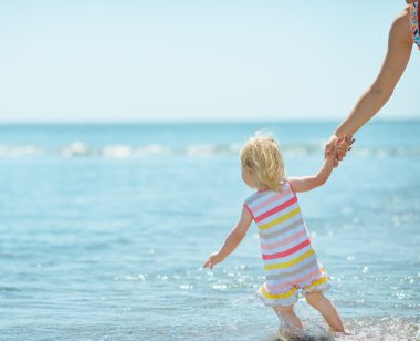 kız çocuğu annesi deniz çekerek