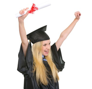 Mezuniyet elbisesi ile diploma sevinçli succ mutlu genç kadın