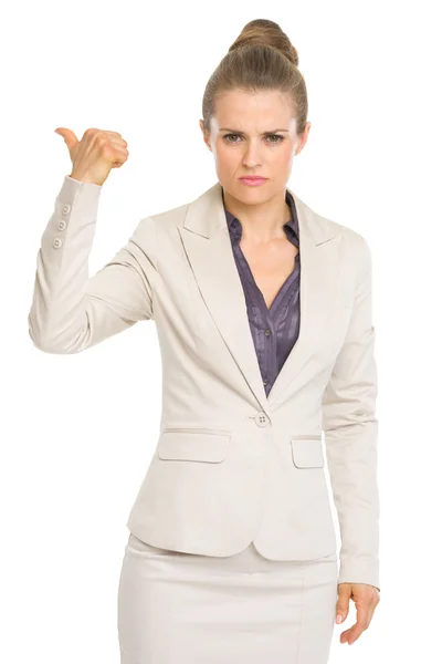 Ernstige zakenvrouw weergegeven: uitstappen gebaar — Stockfoto