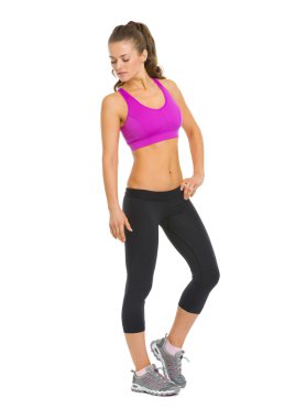 genç bir kadın fitness tam uzunlukta portresi