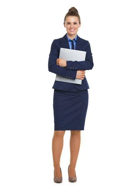 Retrato de larga duración de mujer de negocios feliz con carpeta — Foto de Stock