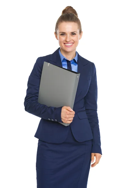 Ritratto di donna d'affari sorridente con cartella — Foto Stock
