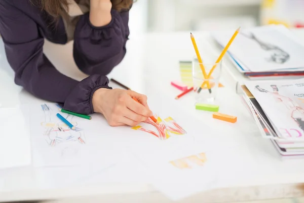 Fashion designer making sketches — Stock Photo, Image