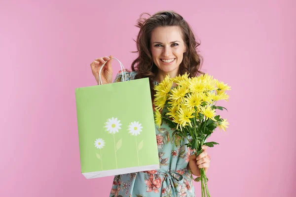 Portrait Happy Stylish Female Floral Dress Yellow Chrysanthemums Flowers Green — Φωτογραφία Αρχείου