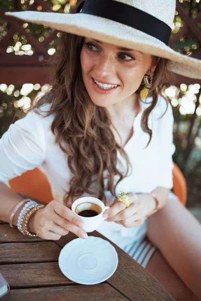 Happy Stylish Years Old Woman White Shirt Hat Sitting Table — Foto Stock