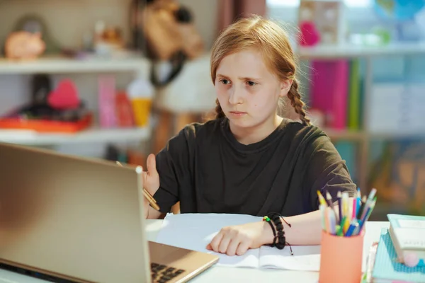 Modern Girl Grey Shirt Laptop Workbook Having Distance Education Home — Foto Stock