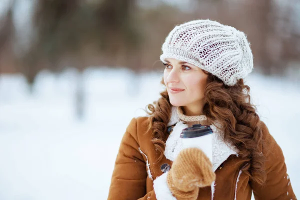 Pensive Stylish Middle Aged Woman Mittens Cup Hot Beverage Knitted — Stock Photo, Image