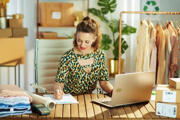 Young Years Old Small Business Owner Woman Laptop Office — Zdjęcie stockowe