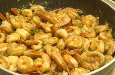 buğulanmış karides pişmiş