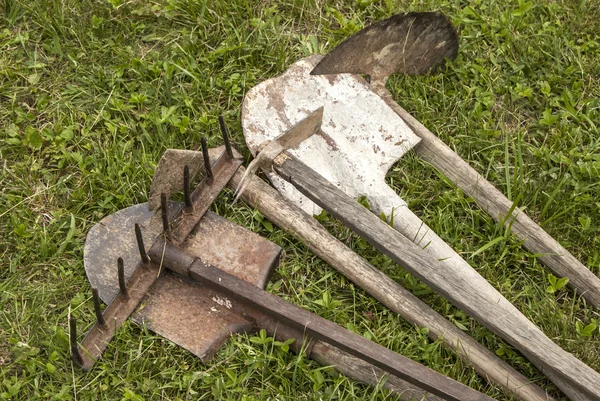 Instrumentos de mano de granja usados —  Fotos de Stock
