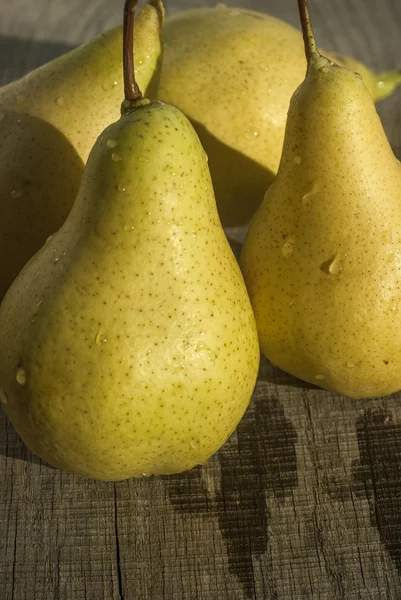 Fresh organic pears — Stock Photo, Image